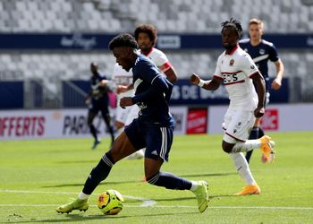 Bordeaux coach crushes Super Eagles star’s chances of playing on the flank, gives reasons