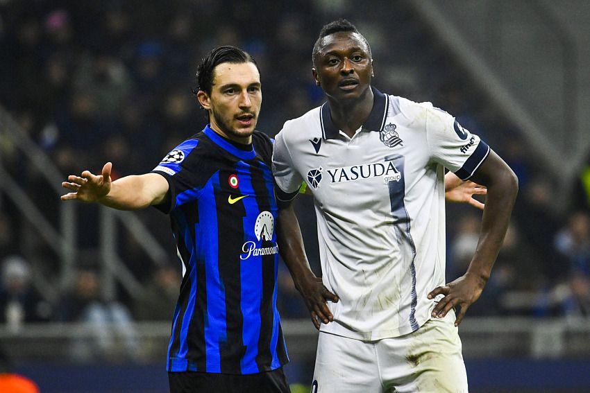 Matteo Darmian and Umar Sadiq during the 6th day of the UEFA Champions League Group D between F.C. Internazionale Milano vs Real Sociedad De Futbol