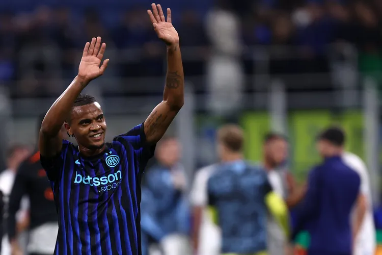 Inter Milan defender Manuel Akanji 
