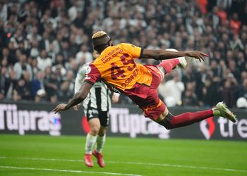 Chelsea prepare two players plus cash offer for Osimhen as talks with Napoli progress