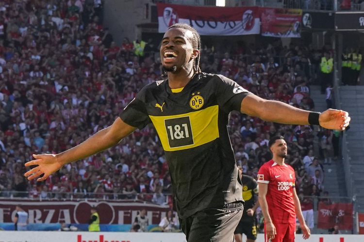 Borussia Dortmund star Carney Chukwuemeka, eligible for Nigeria. 