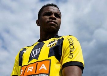 Ishaq Abdulrazak: €800k rated Super Eagles-eligible star ‘not in the plans’ of RSC Anderlecht