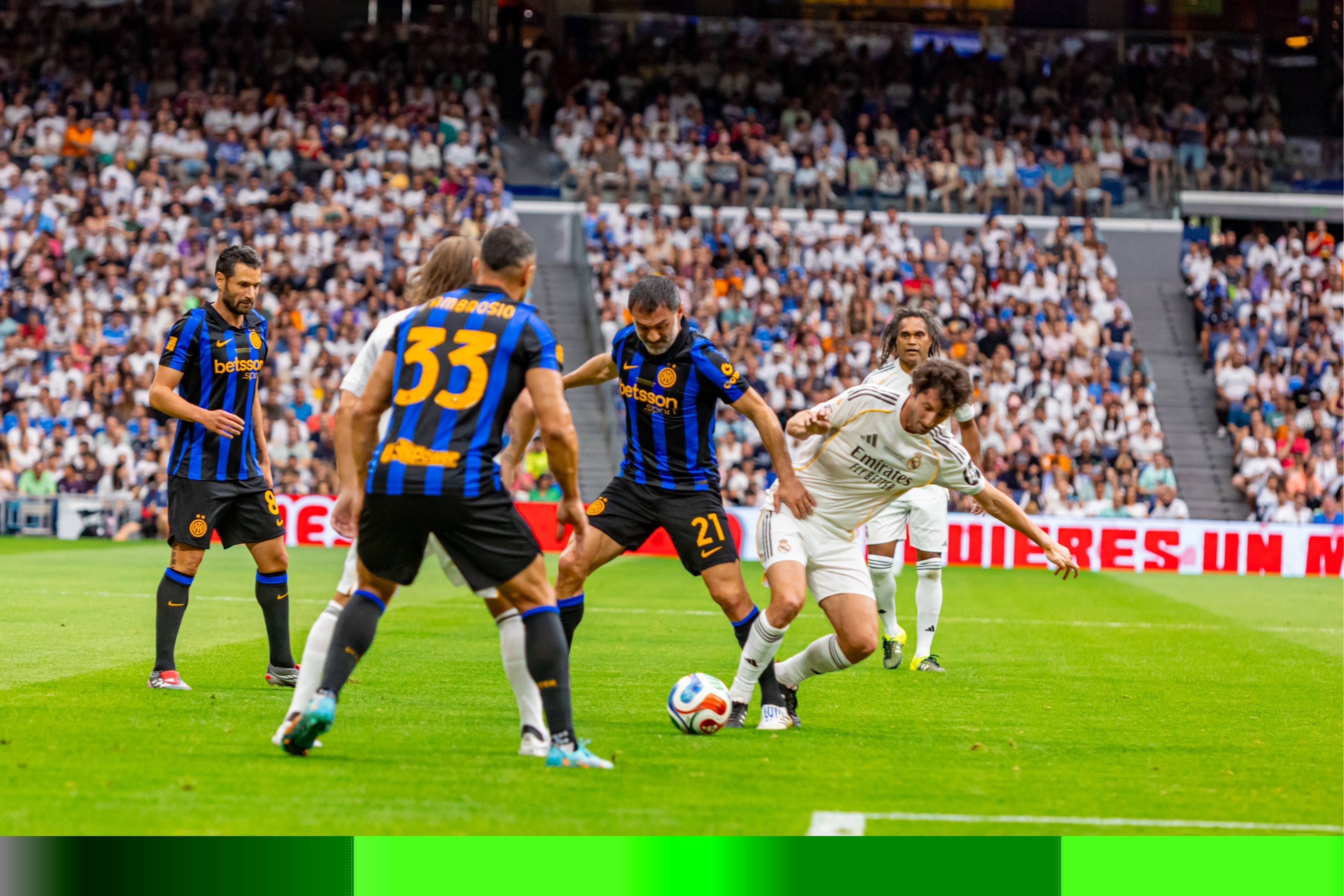 Corazon Classic Match legends soccer match between Real Madrid and Inter Milan legends
