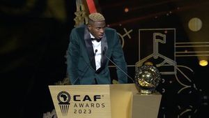 2023 CAF Awards: Victor Osimhen salutes ex-Barcelona winger after POTY success