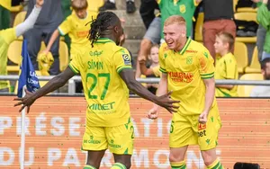 “Fire in his legs” – Former Schalke 04 star hails Nantes’ Moses Simon after stunning Lorient display
