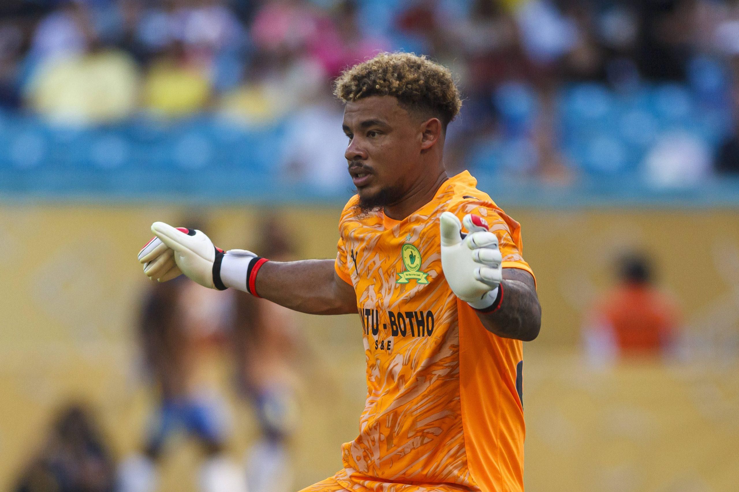 Goalkeeper Ronwen Williams of Mamelodi Sundowns during the FIFA Club World Cup 2025 match between Mamelodi Sundowns FC and Fluminense
