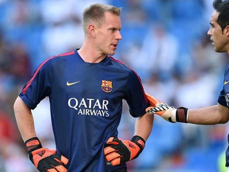 Claudio Bravo Sustains Calf Injury