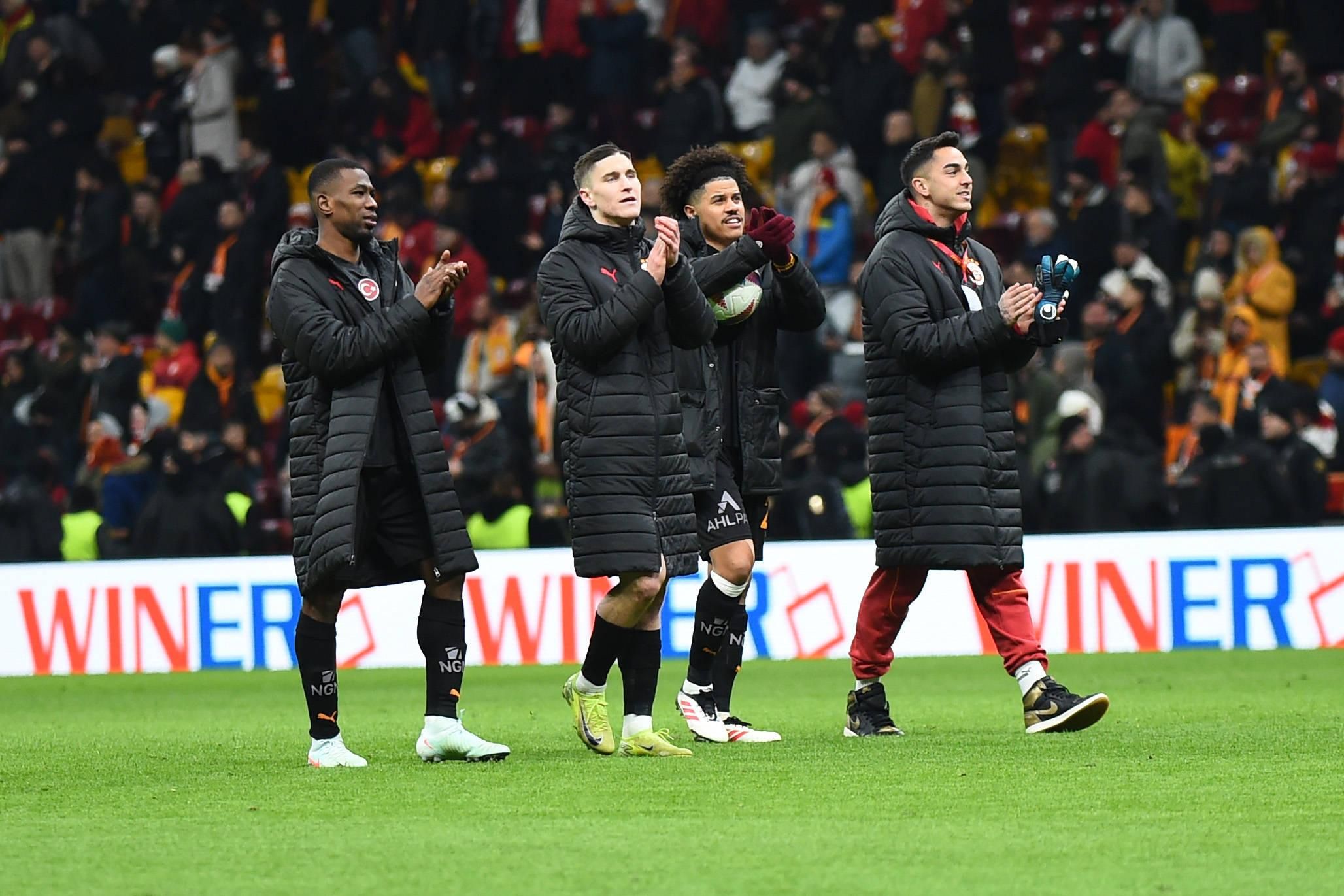 Galatasaray v Adana Demirspor