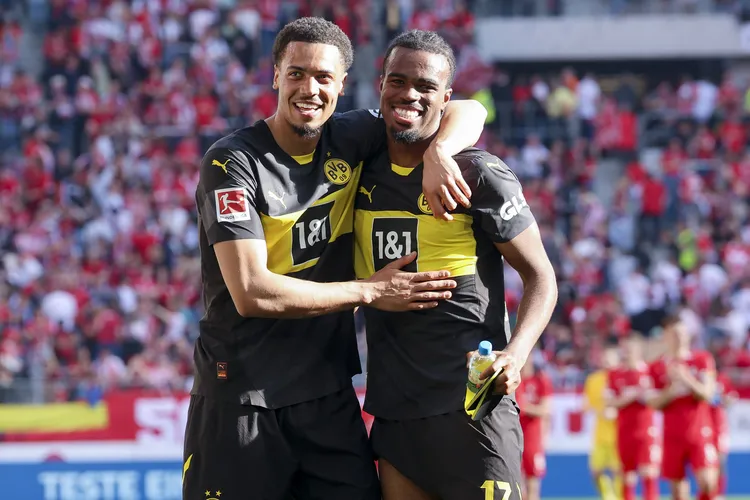 Borussia Dortmund stars with Nigerian roots: Felix Nmecha (L) and Carney Chukwuemeka.