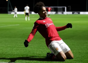Shola Shoretire set to join up with Super Eagles captain in Greece after leaving Manchester United