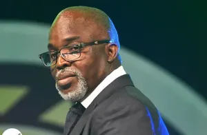“Myopic” – Former NFF President blasts Jamie Carragher over AFCON comments 
