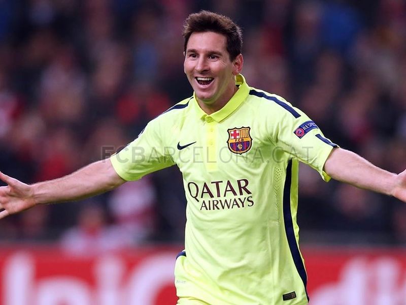 Messi celebrates