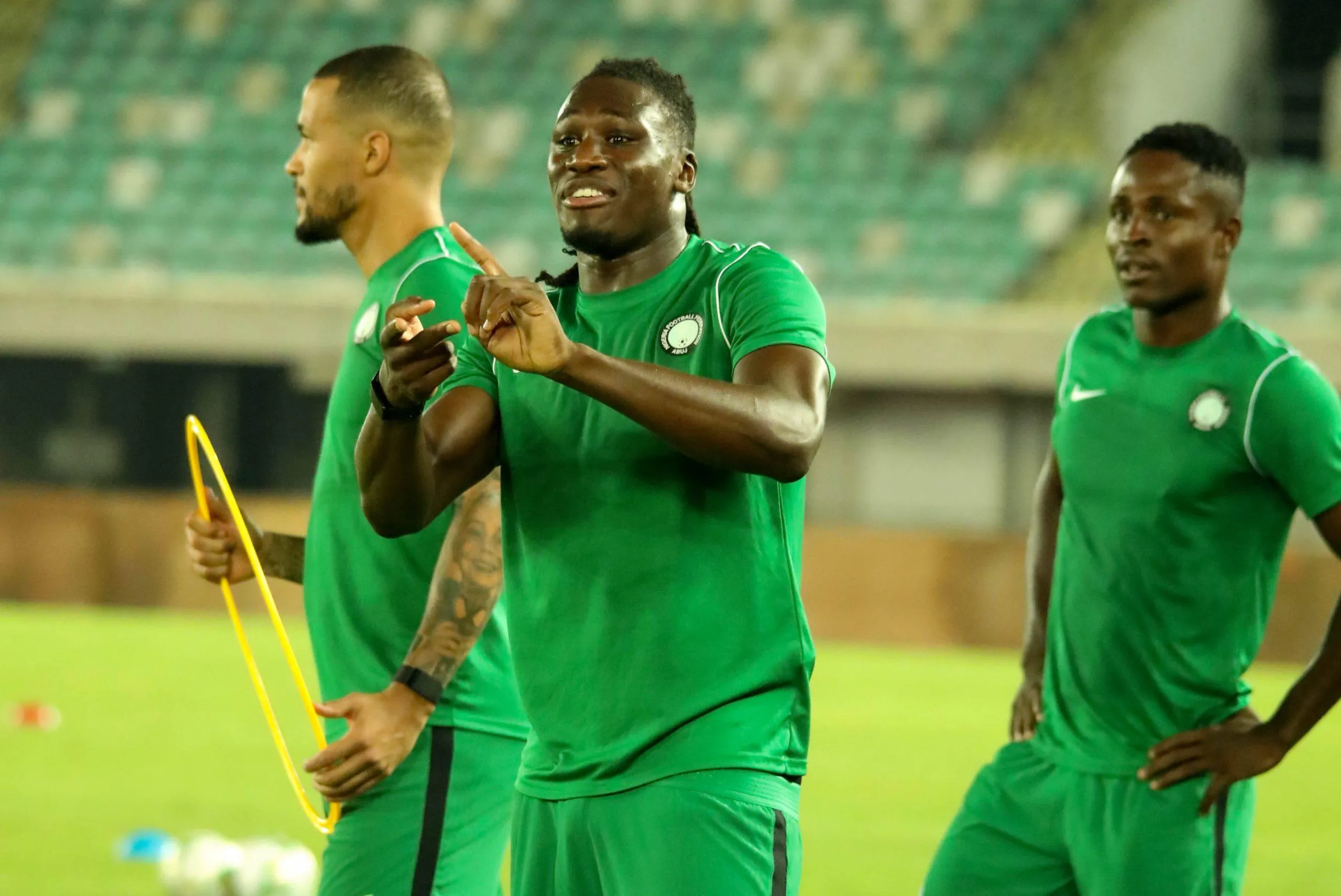 Super Eagles defenders William Troost-Ekong (L) and Calvin Bassey (M). Photo by IMAGO