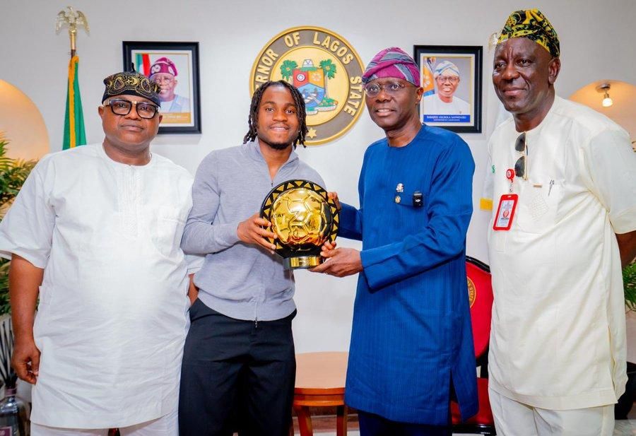 Watch: Ademola Lookman presents CAF POTY Award to President Tinubu in Lagos