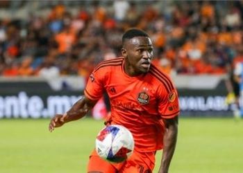 Watch: Another Nigerian hits an overhead kick a few days after Terem Moffi did for OGC Nice