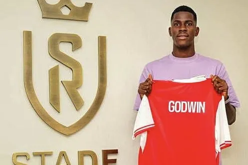 Godwin Raphael Itotomi signs for Stade de Reims