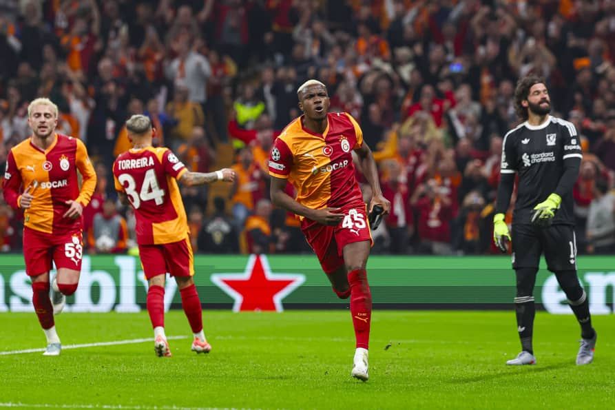 Victor Osimhen vs Liverpool