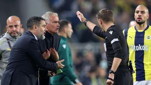 “Isn’t a red card on Bright” – Mourinho furious at referee for ignoring penalty call on Super Eagles star