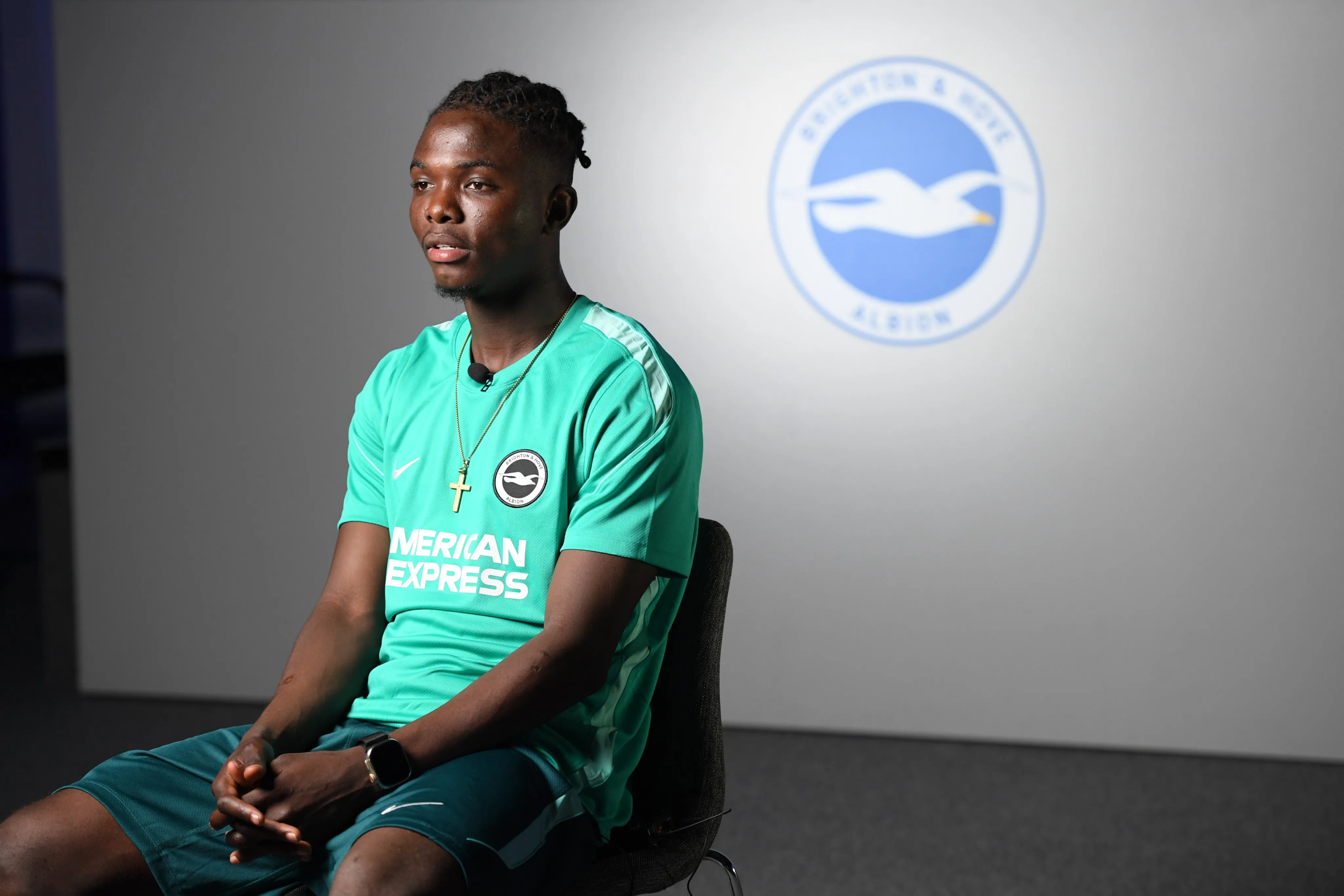 Yohanna signs for Brighton
