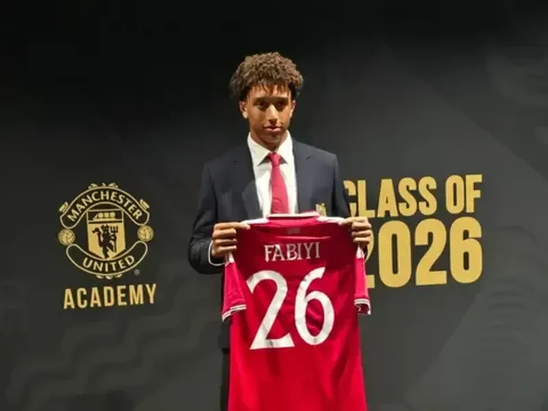 Idris Fabiyi at Manchester United
