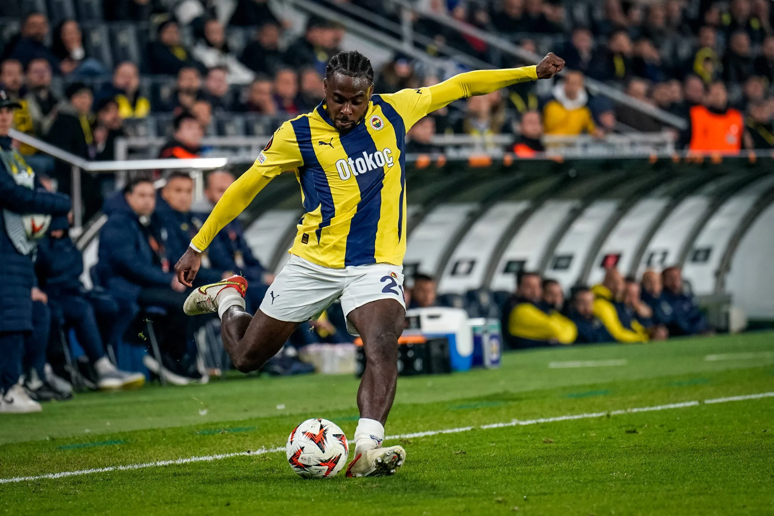 Bright Osayi-Samuel in action for Fenerbahce