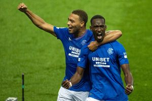 Ex-Premier League ref questions Dessers’ assist ruling in Old Firm derby