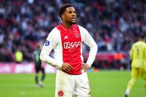 Can Akpom save Van Nistelrooy’s job? Leicester close in on Super Eagles-eligible striker