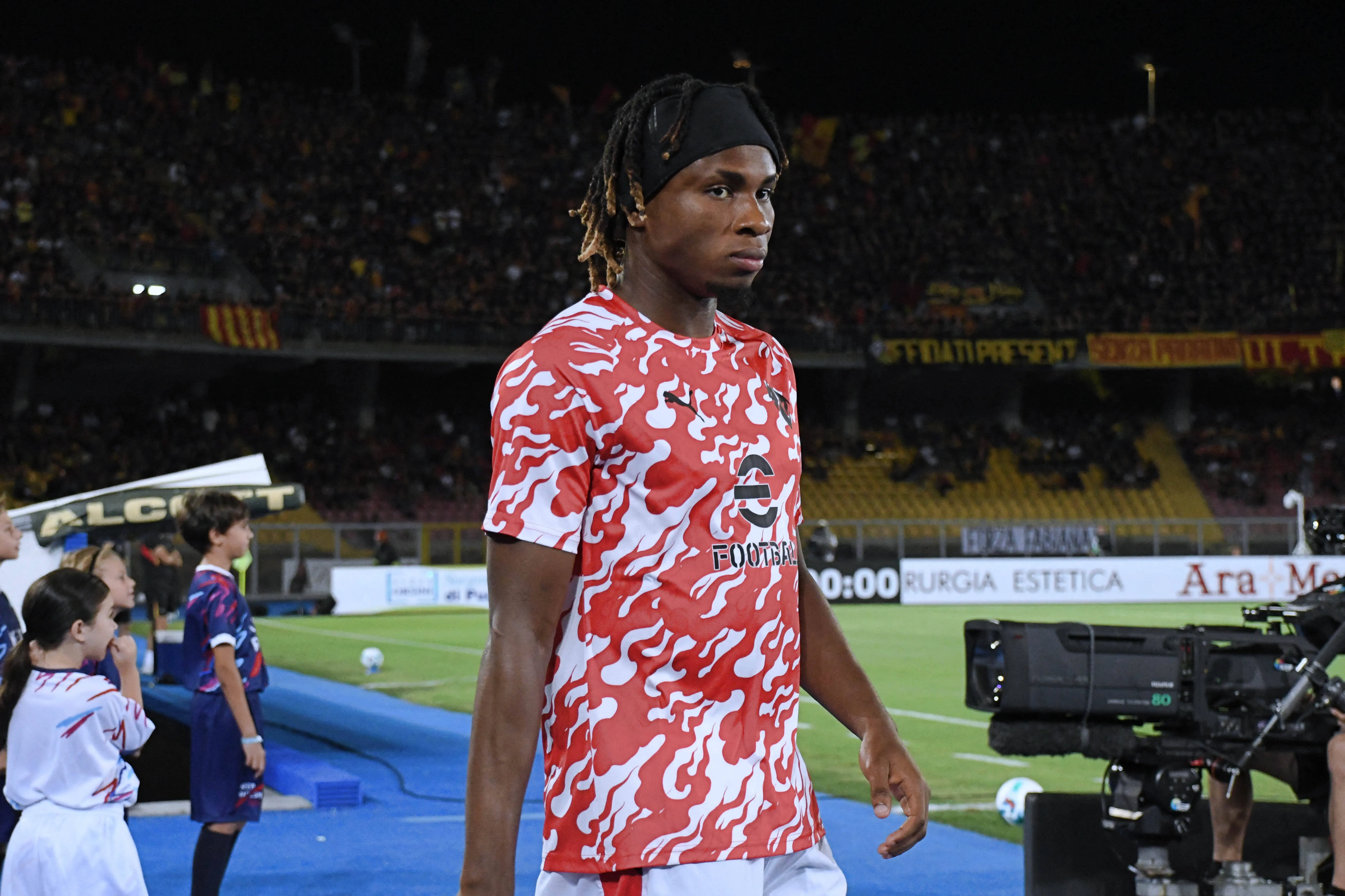 Samuel Chukwueze Ac Milan before the match during US Lecce vs AC Milan, Italian soccer Serie A match in Lecce, Italy, August 29 2025.