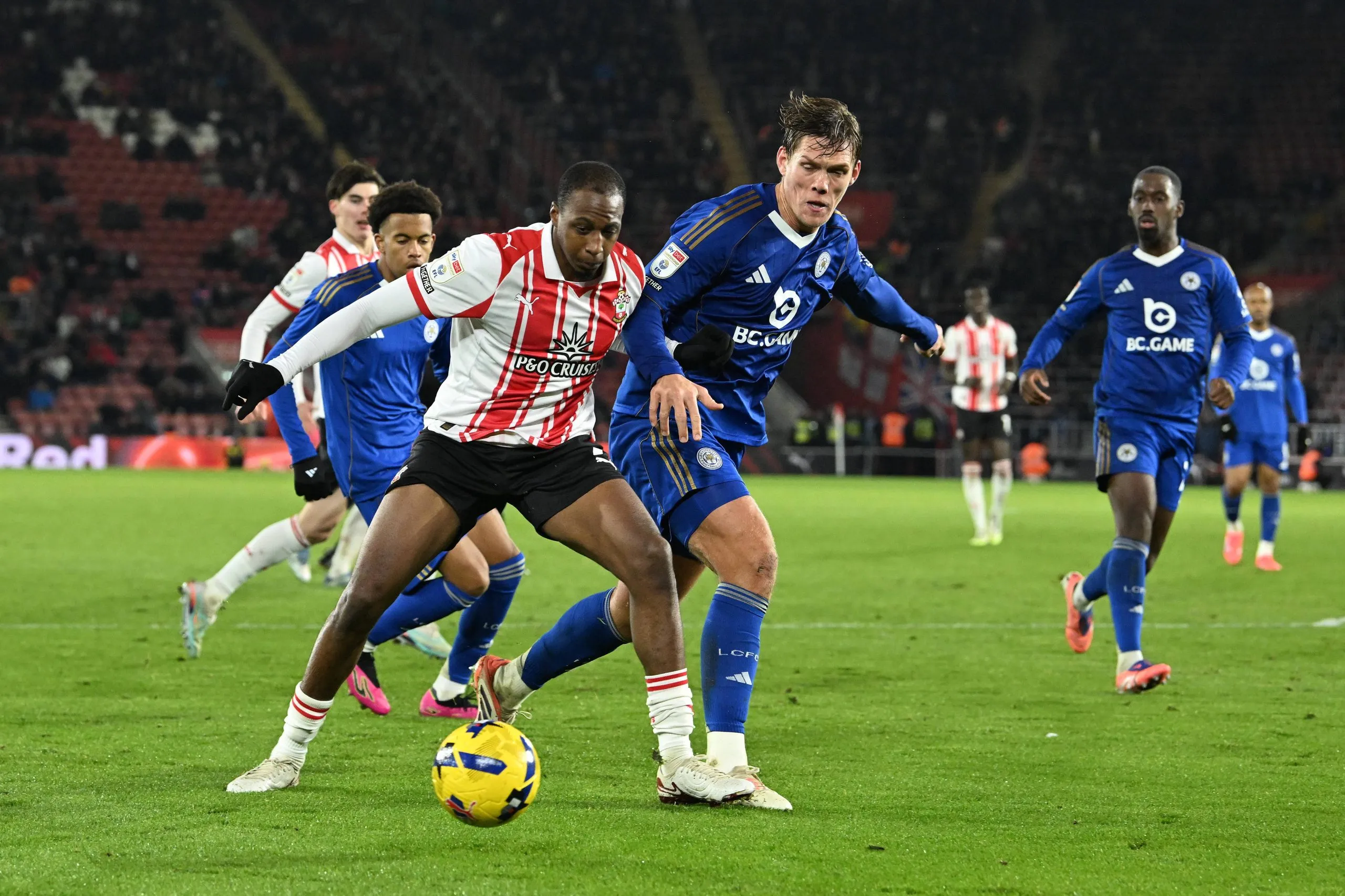  Joe Aribo on the attack battles for possession with Jannik Vestergaard during the EFL Sky Bet Championship match between Southampton and Leicester City