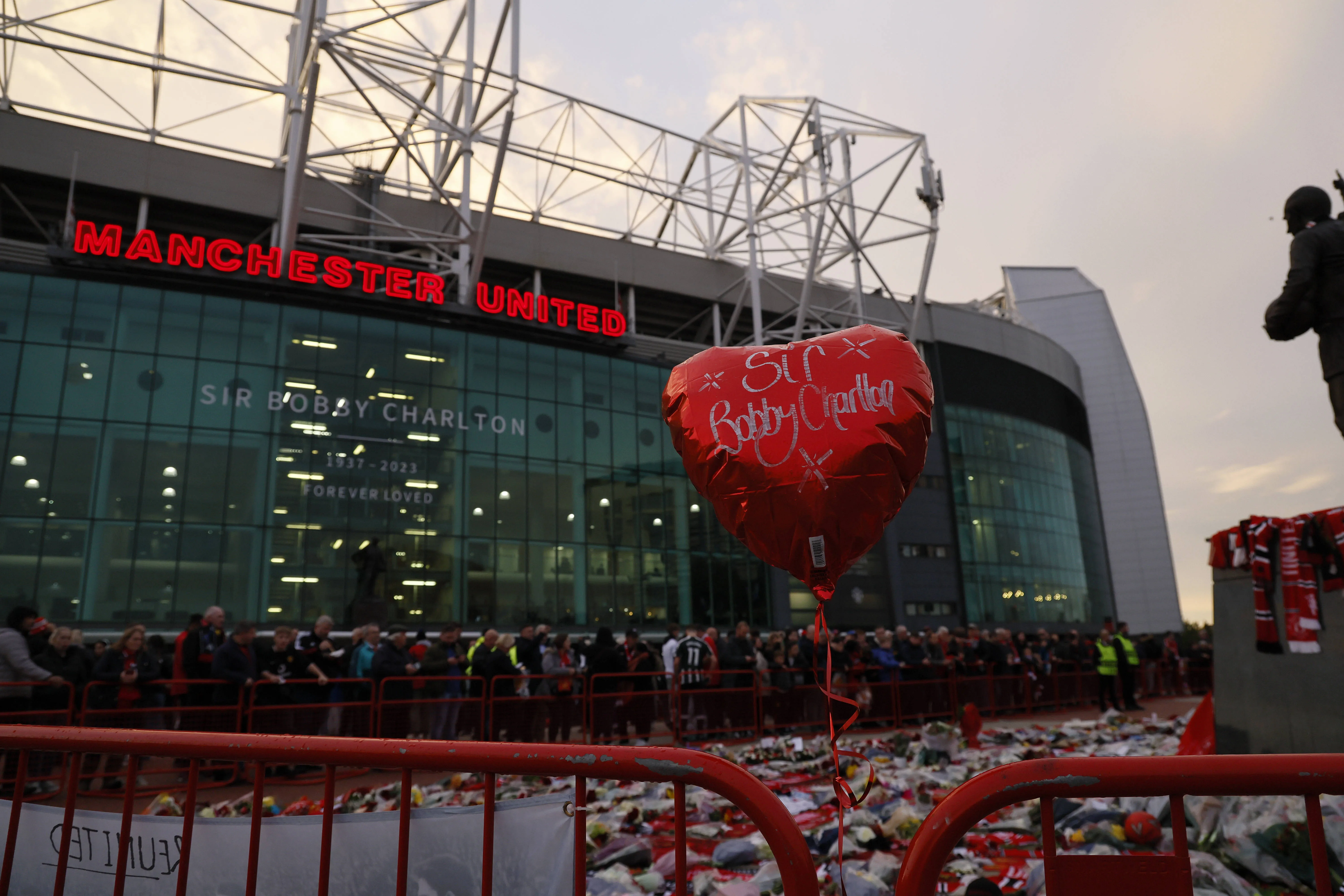 Manchester United STadium Old Trafford.