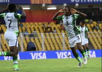 Super Flamingos run riot against hapless New Zealand