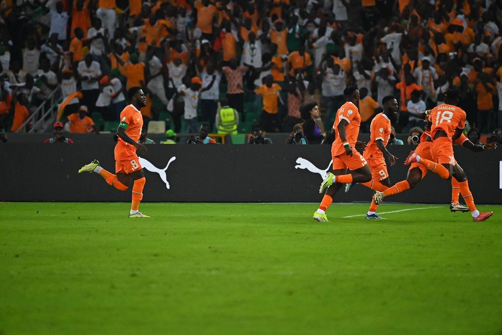 Ivory Coast Players Celebrating their first goal in first game of AFCON 2023, Ivory Coast vs Guinea Bissau, at the Stade Olympique Alhassane Ouattara, Abidjan, Cote D Ivoire