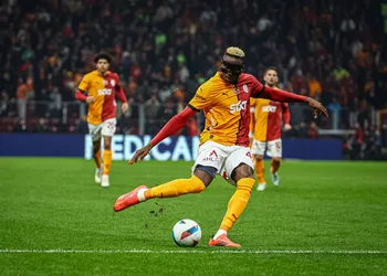 “Not true” – Galatasaray boss shuts down shocking Victor Osimhen to Al Hilal rumour