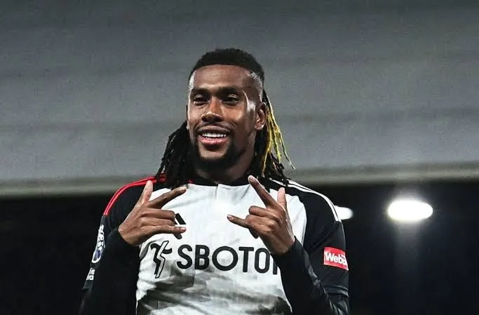 WATCH: Alex Iwobi rises into Nigeria’s ten-best Premier League goal record with Fulham winner vs Ndidi’s Leicester City
