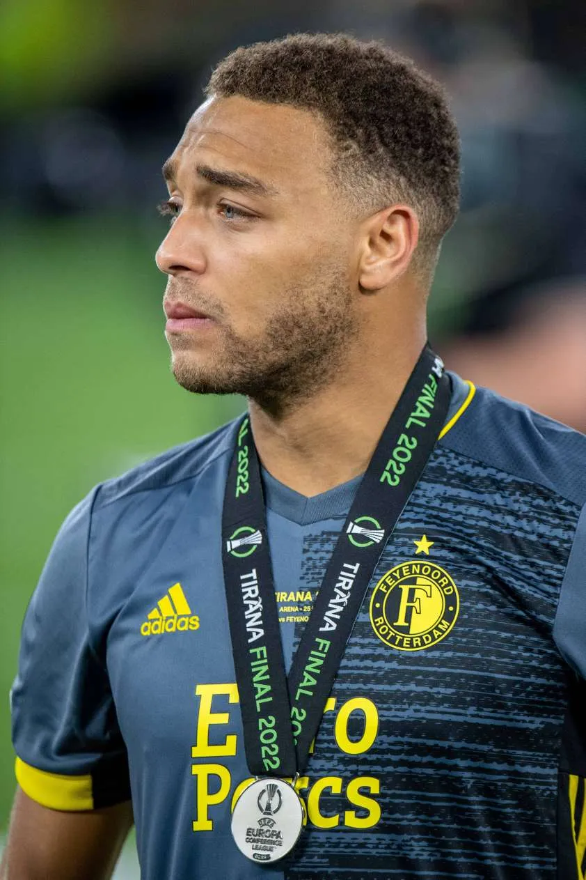 Cyriel Dessers with the Conference League silver medal at Feyenoord