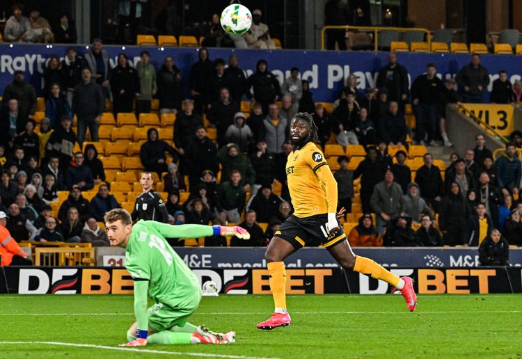 Wolves coach lauds Arokodare following Carabao Cup victory over Everton