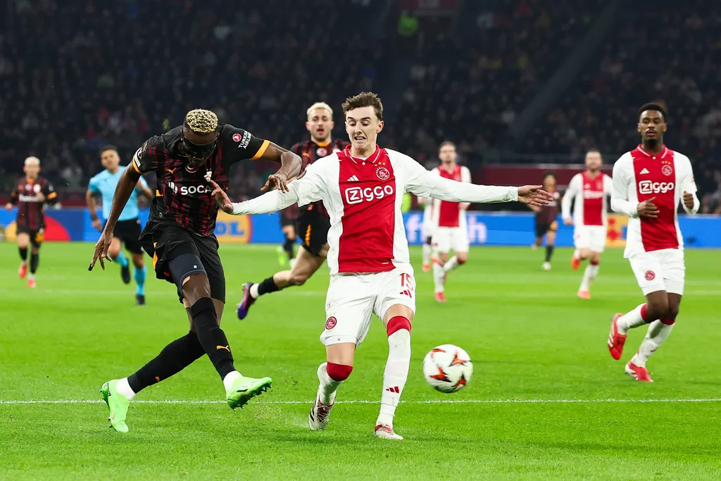 Victor Osimhen and Youri Baas during the match 