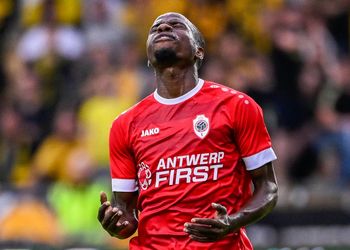 Victor Udoh: Royal Antwerp sign Nigerian youth international