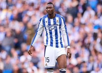Report: Alaves set to swoop in for record-breaking Super Eagles striker