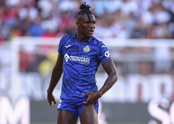 Report: Alaves set to swoop in for record-breaking Super Eagles striker