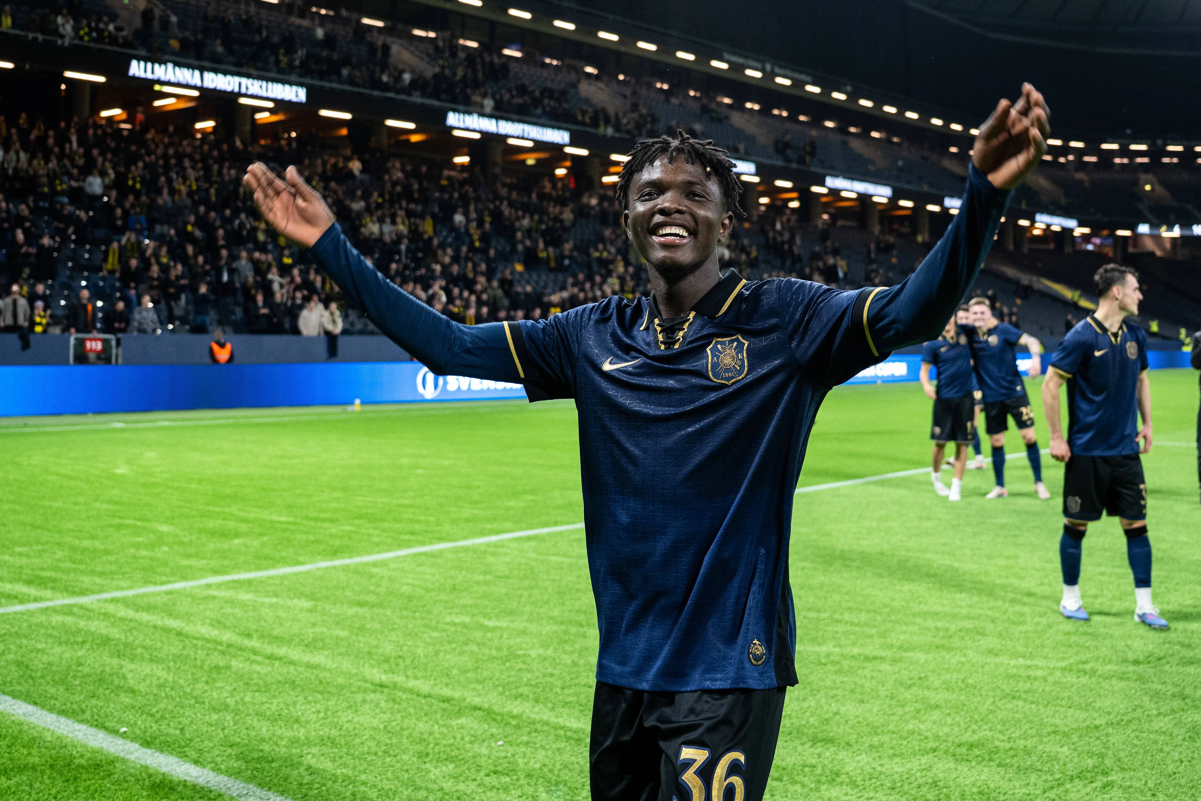 Brighton and Leipzig target Zadok Yohanna