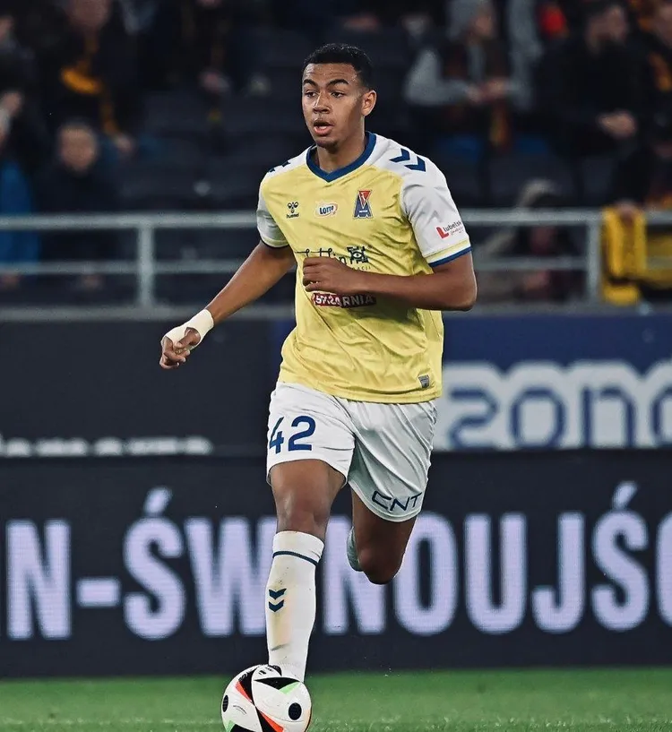 Nigeria and Motor Lublin star Bright Ede on the radar of Chelsea and Arsenal 