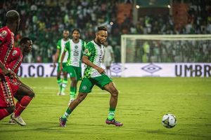 Ex-Arsenal icon and one-time AC Milan ace working to beat Cardiff City to Super Eagles dazzler