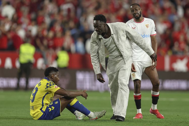 Why I joined Sevilla – Akor Adams