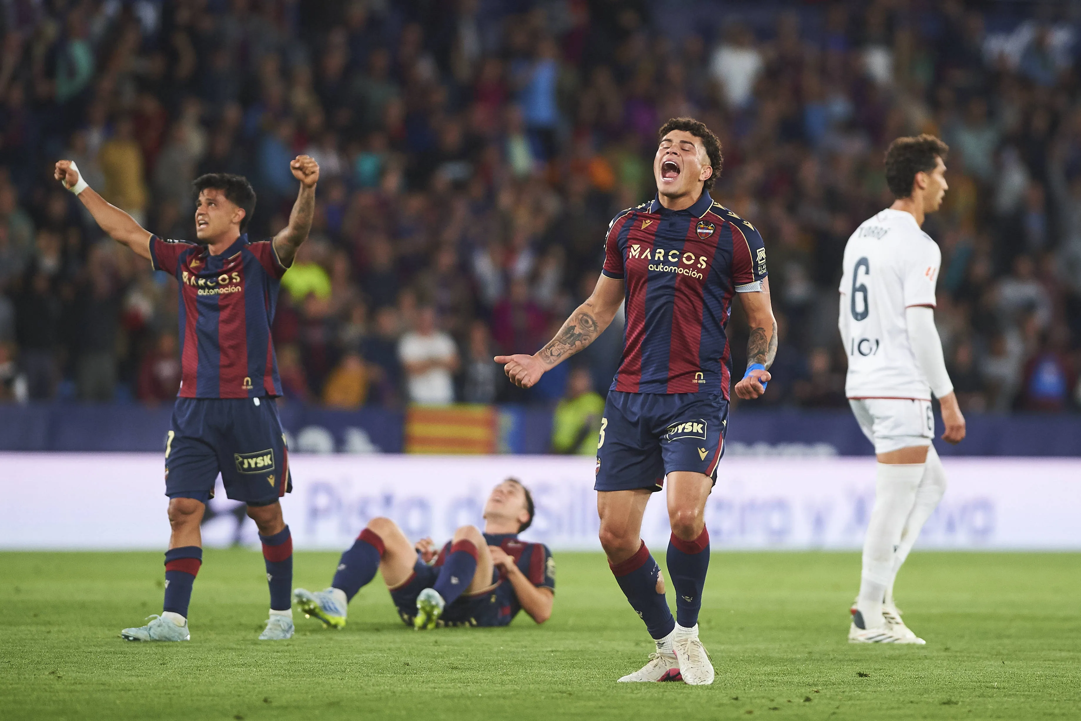 Levante UD celebrating their win over Osasuna 