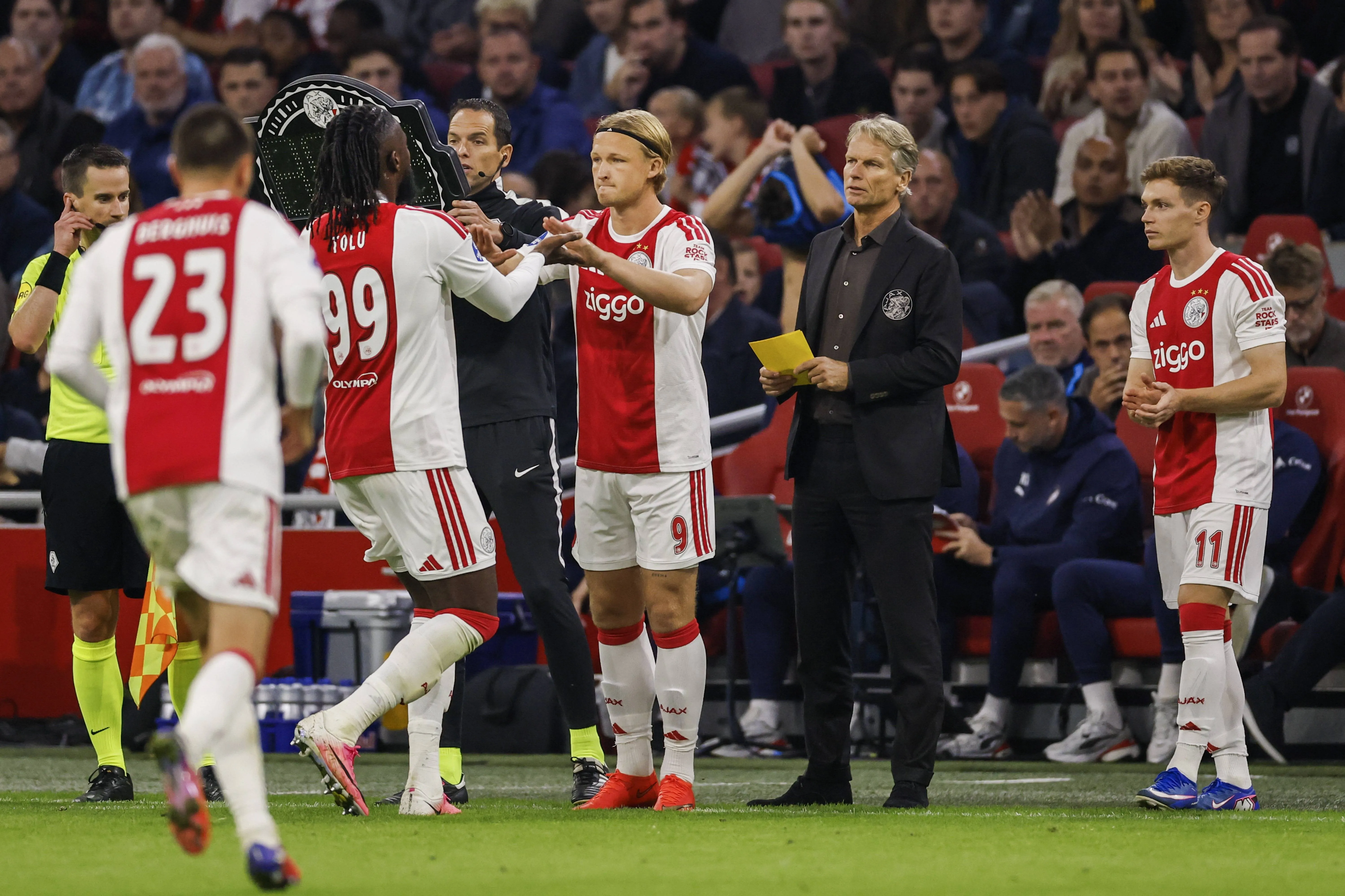 Kasper Dolberg of Ajax is on for Toluwalase Arokodare