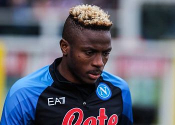 “Keep my name out of your mouth” – Osimhen lashes out at Napoli teammate Kvaratskhelia’s agent over Saudi transfer allegations