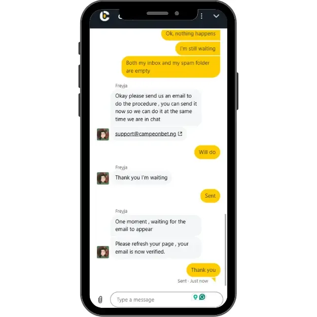 Campeonbet live chat support with an agent helping us out with the email verification. 