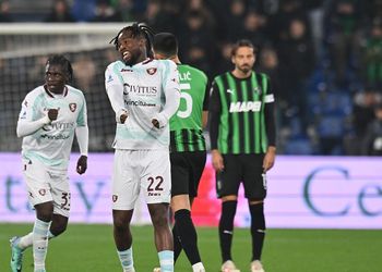 Benevento to punish forgotten Super Eagles striker for going to watch Osimhen against AC Milan