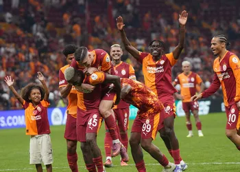 “I will fight for it” — Osimhen speaks after hat-trick heroics in Galatasaray’s 3-0 win over Ajax